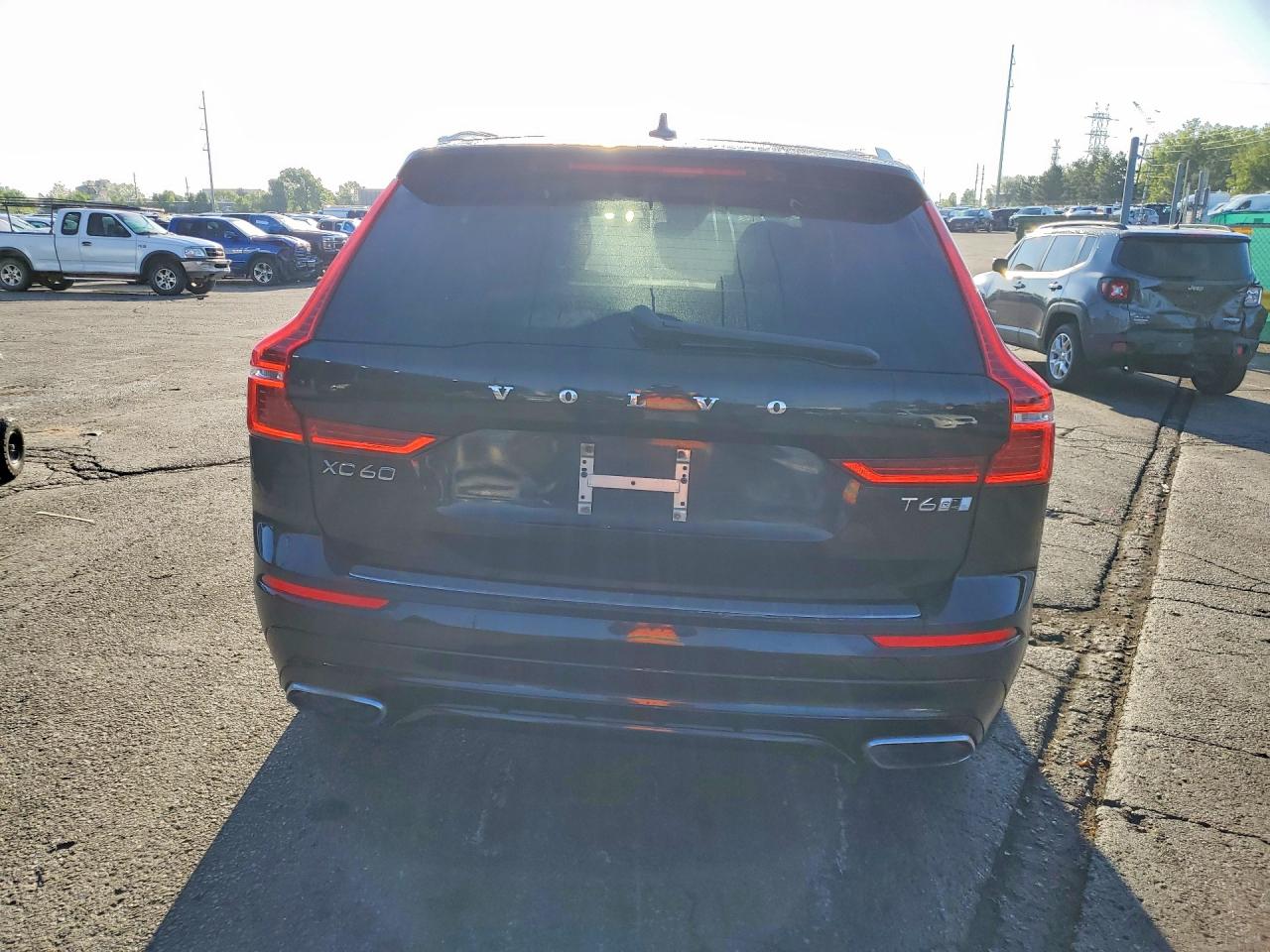 Volvo XC60 T6 R-design