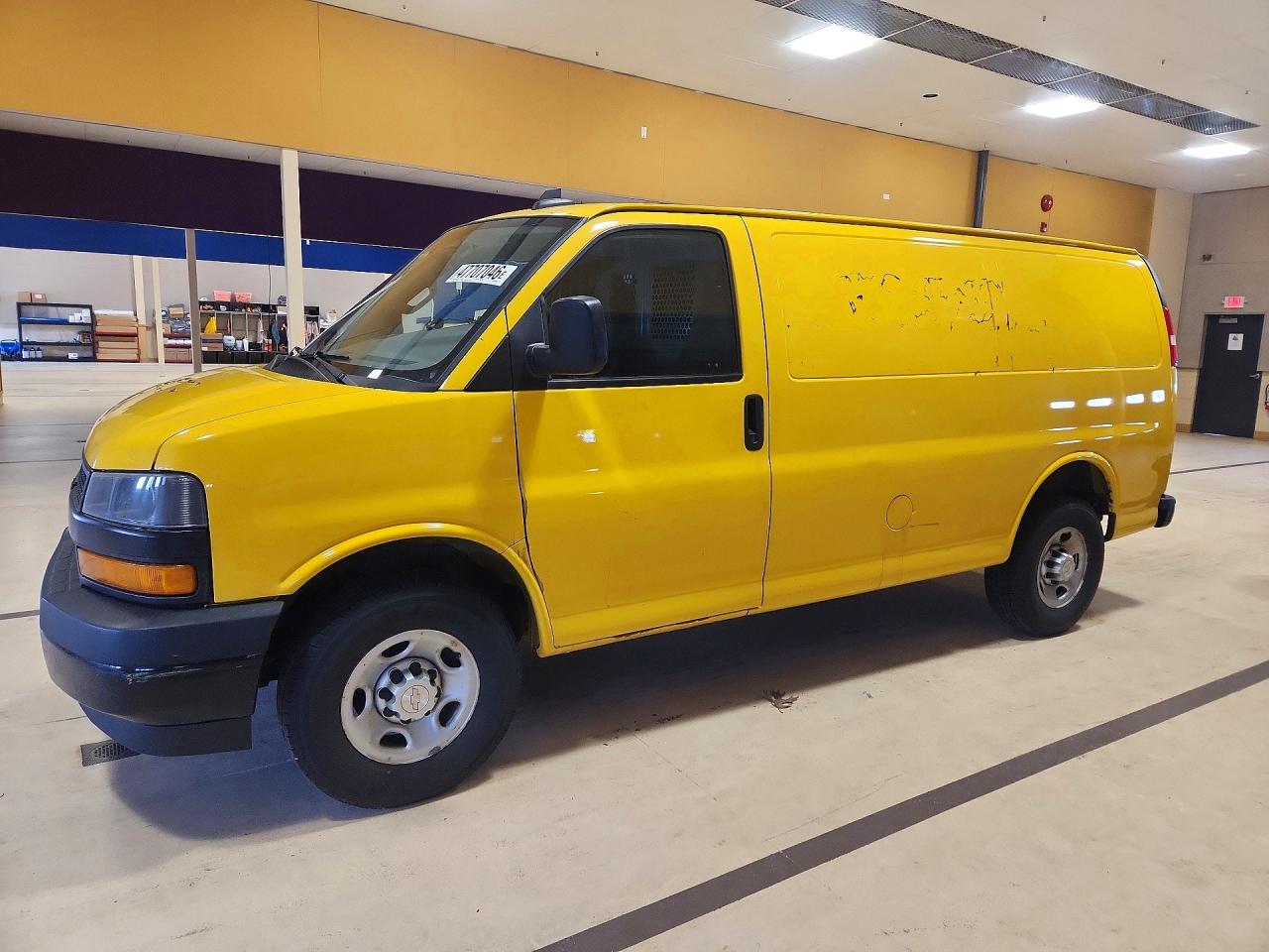 Salvage Chevrolet Express Image