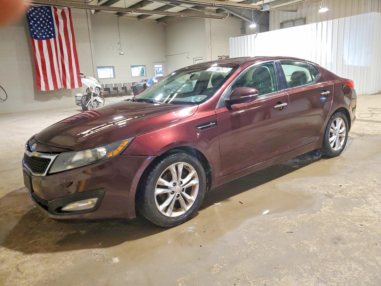 Salvage Kia Optima Image