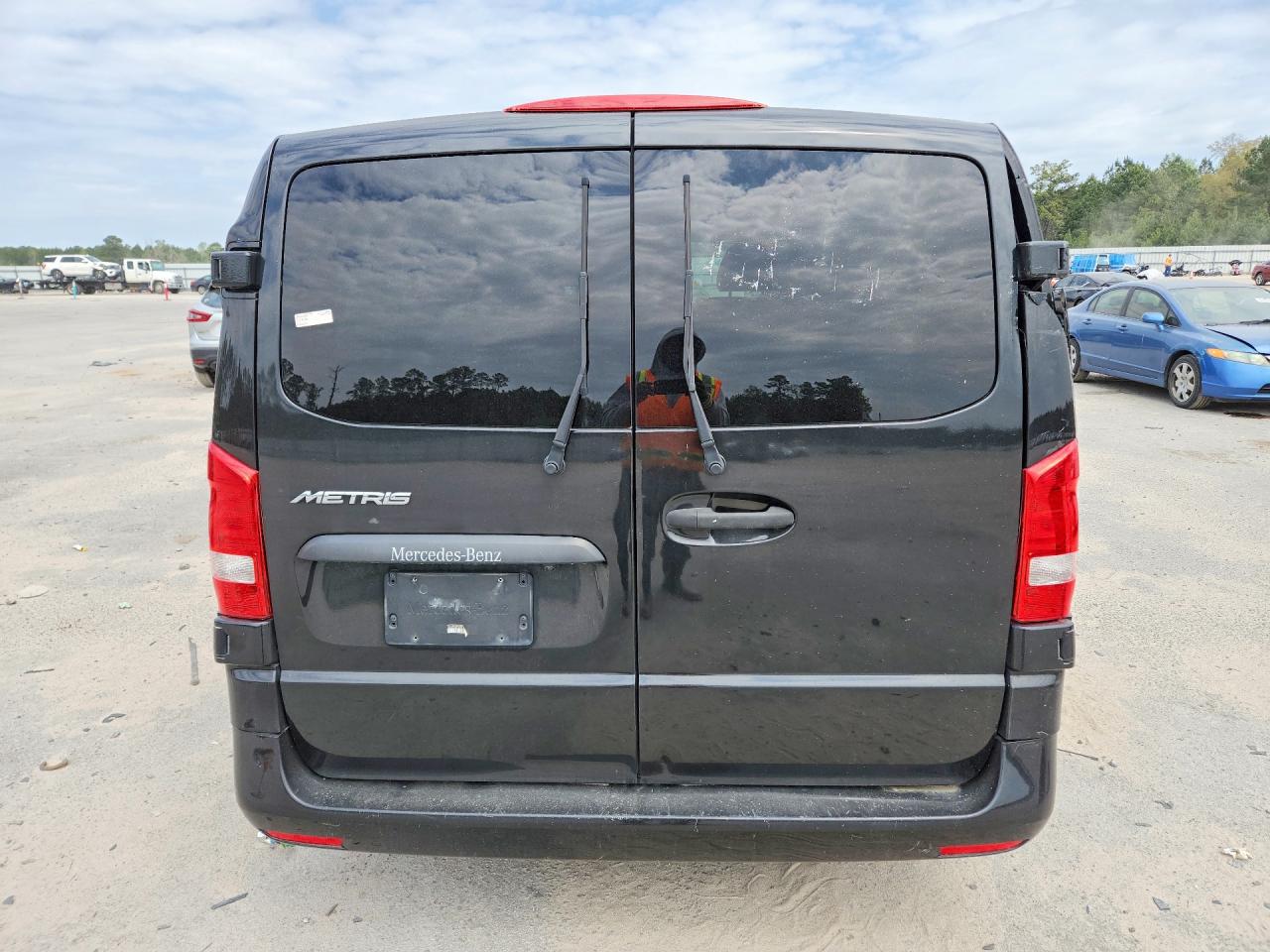 Mercedes-Benz Metris