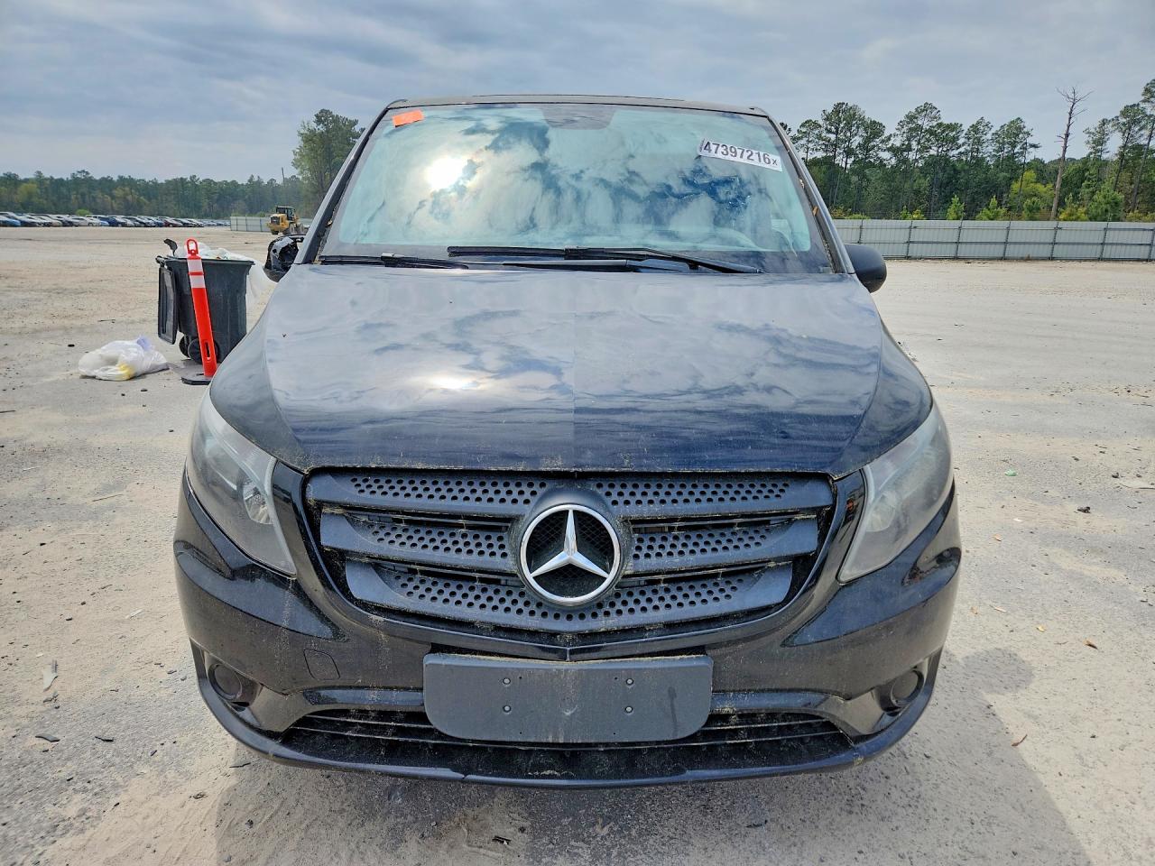 Mercedes-Benz Metris