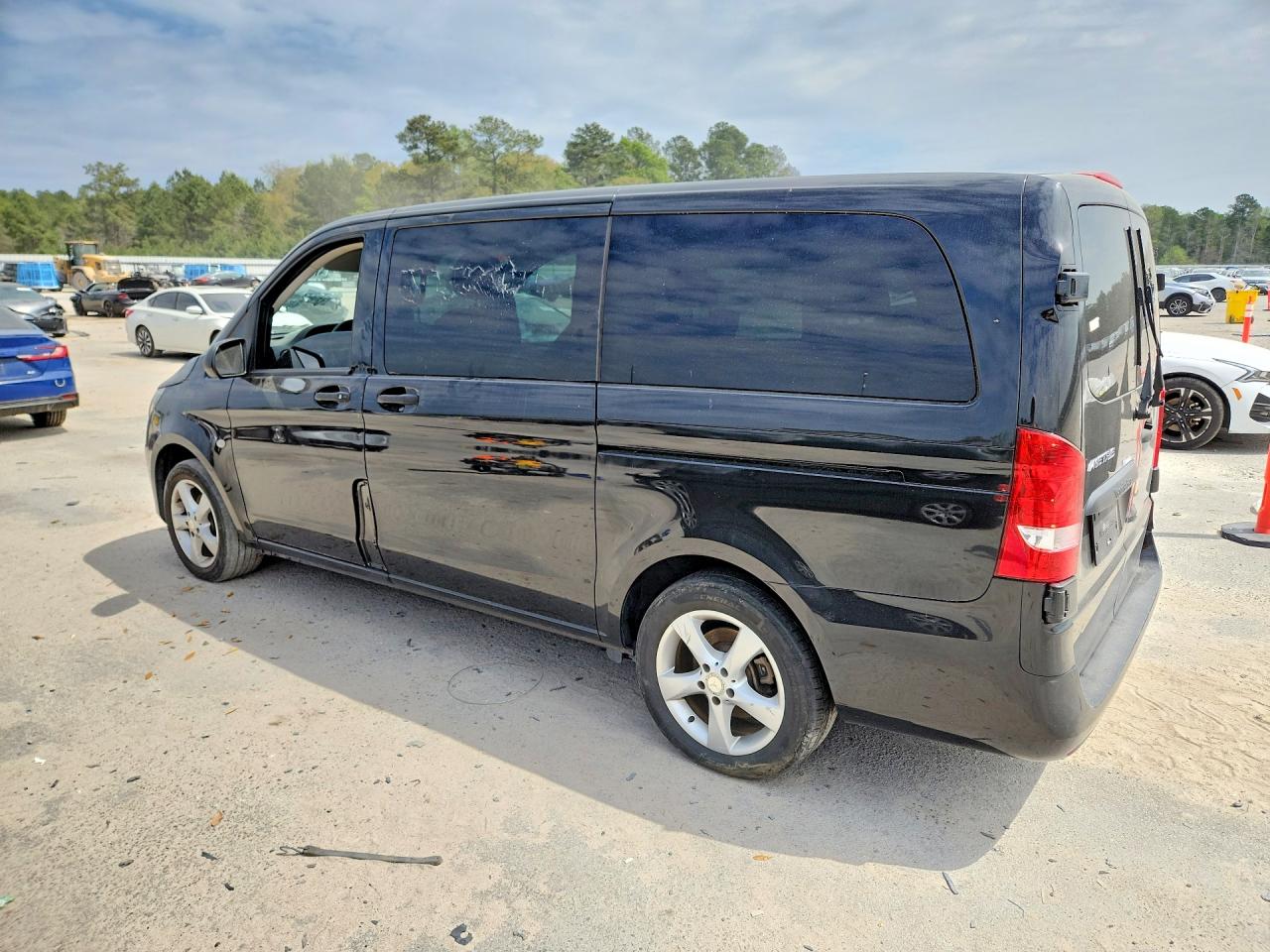 Mercedes-Benz Metris