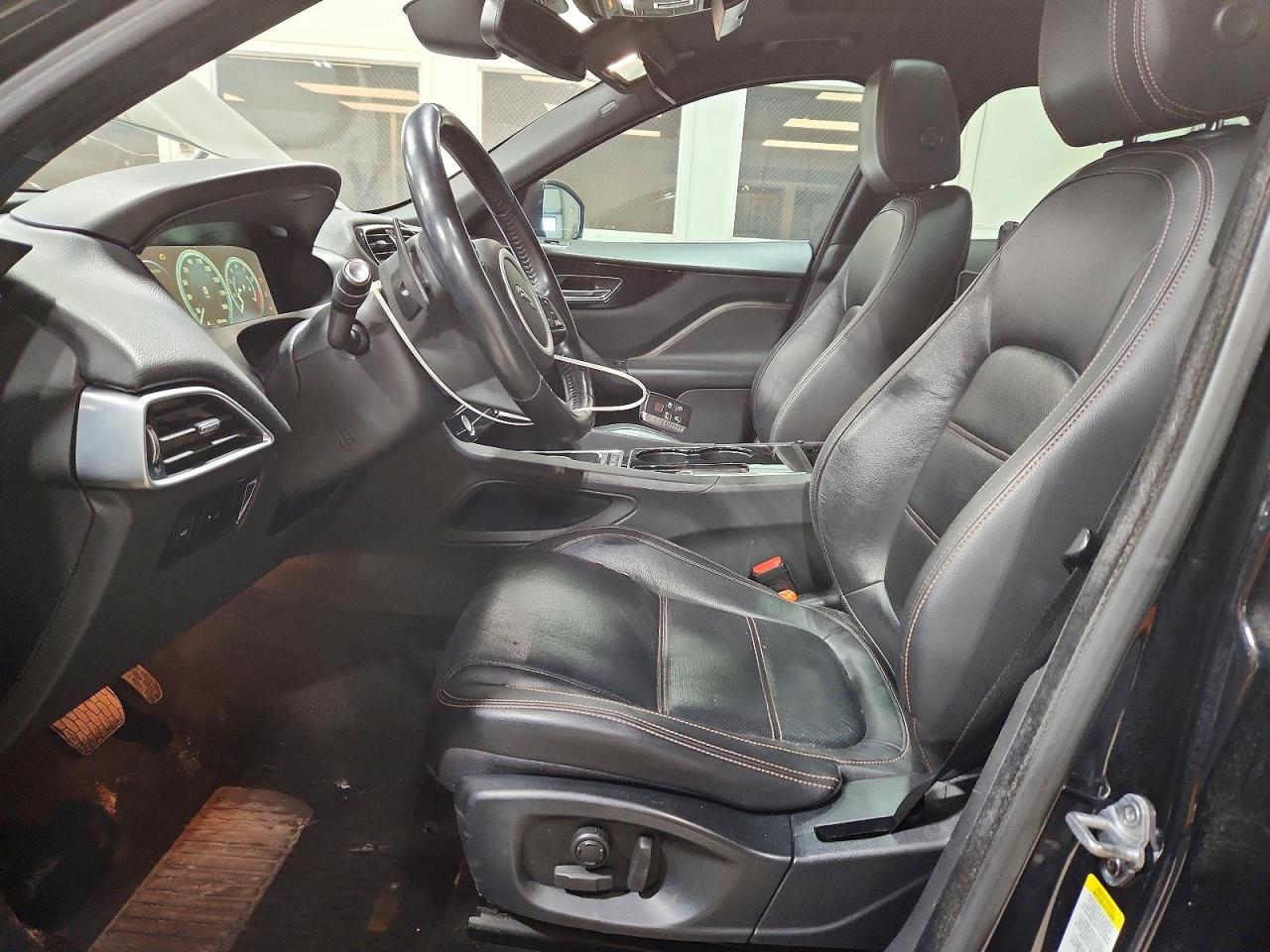 Jaguar F-PACE Prestige