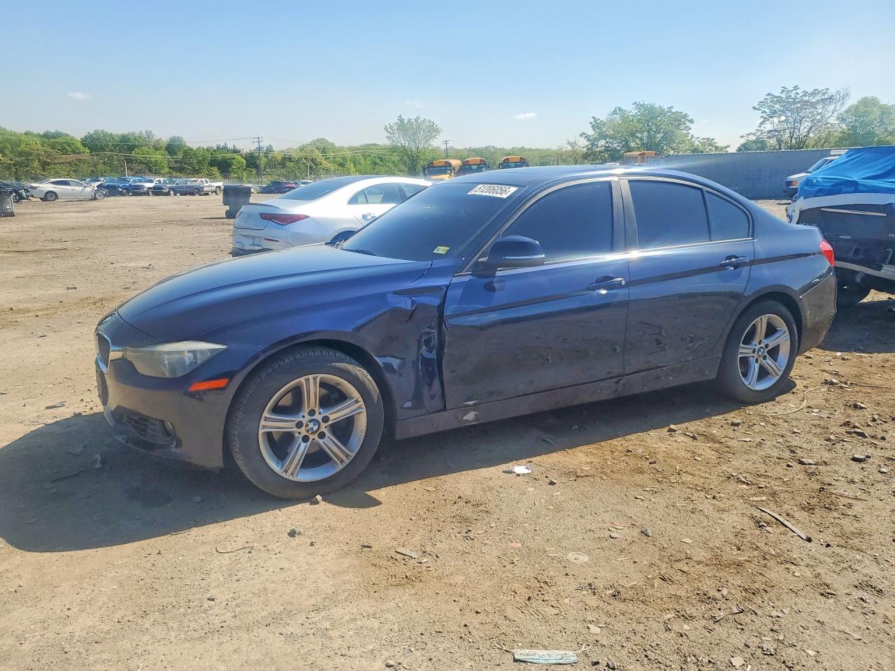 Salvage BMW 3 Series Image