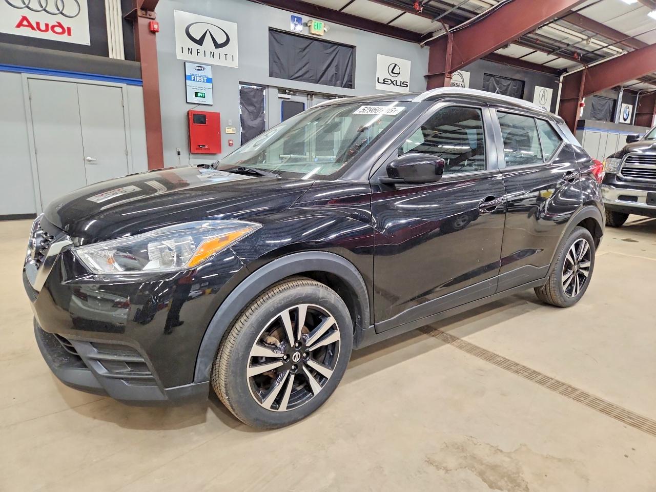 Salvage Nissan Kicks Image