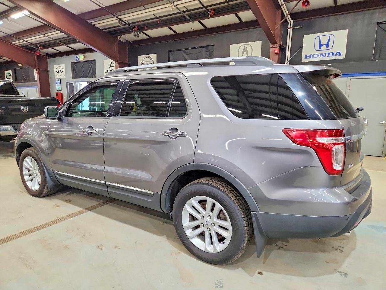 Ford Explorer Xlt