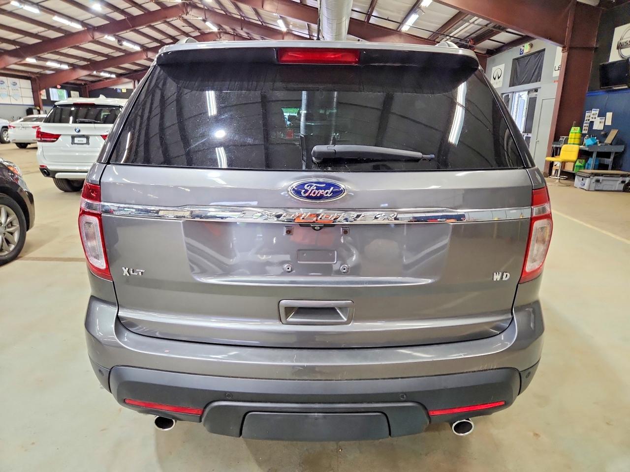 Ford Explorer Xlt