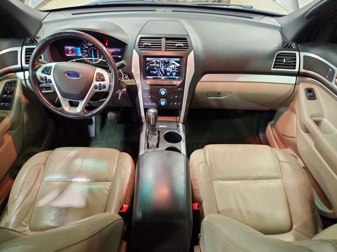Ford Explorer Xlt