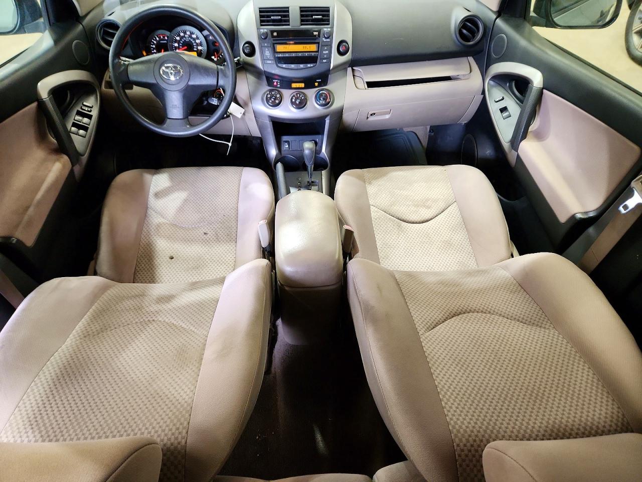Toyota RAV4 Base
