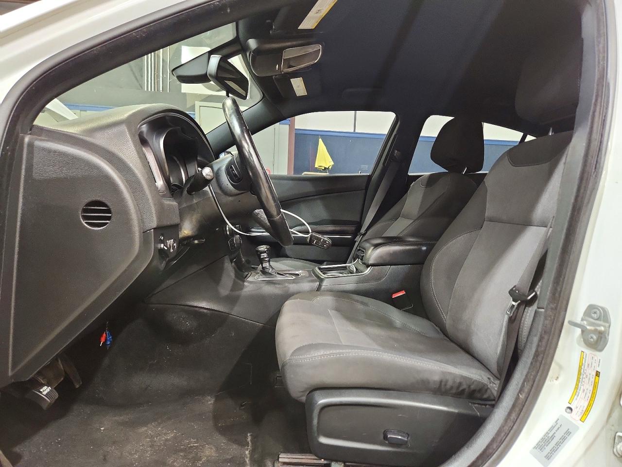 Dodge Charger Se