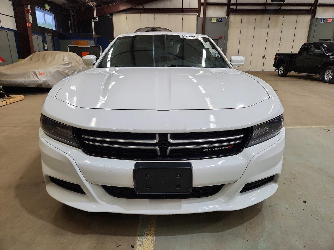 Dodge Charger Se