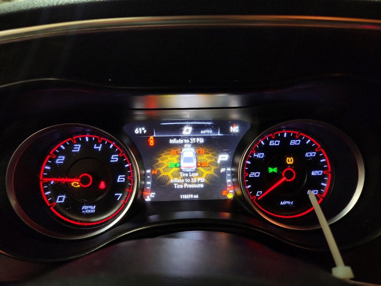 Dodge Charger Se
