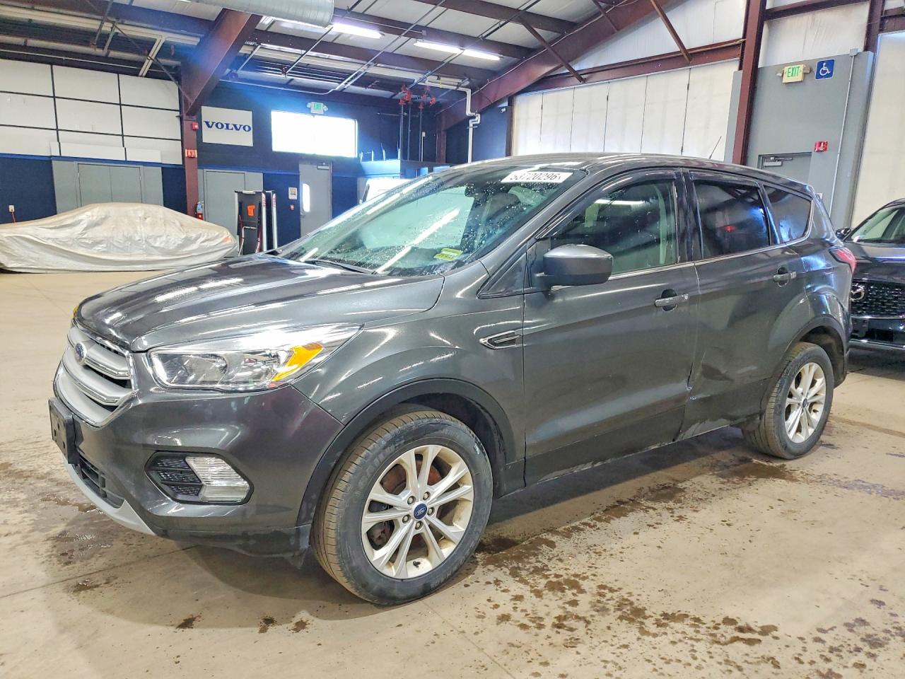 Salvage Ford Escape Image