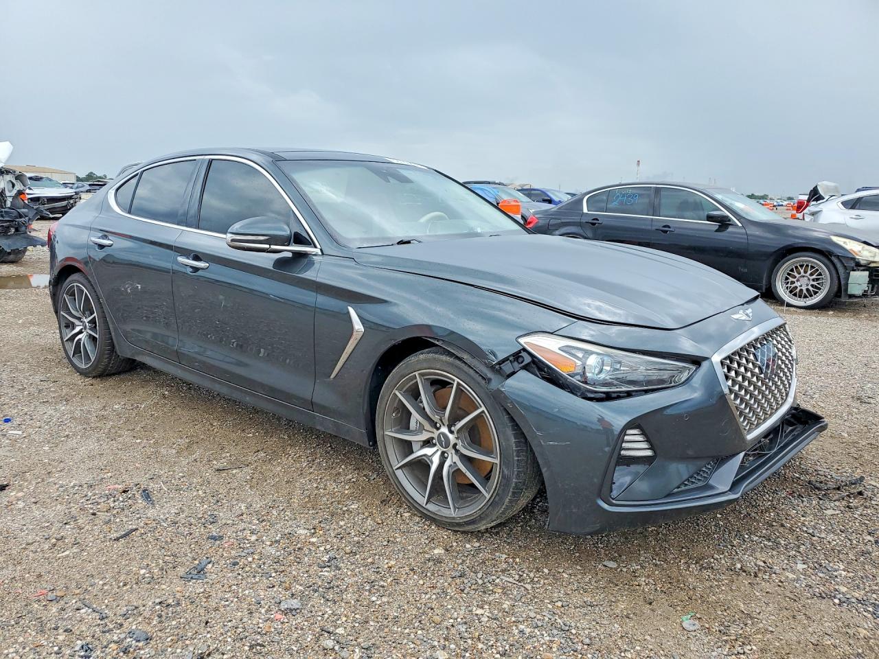 Genesis G70 3.3t D 3.3t Design Edition
