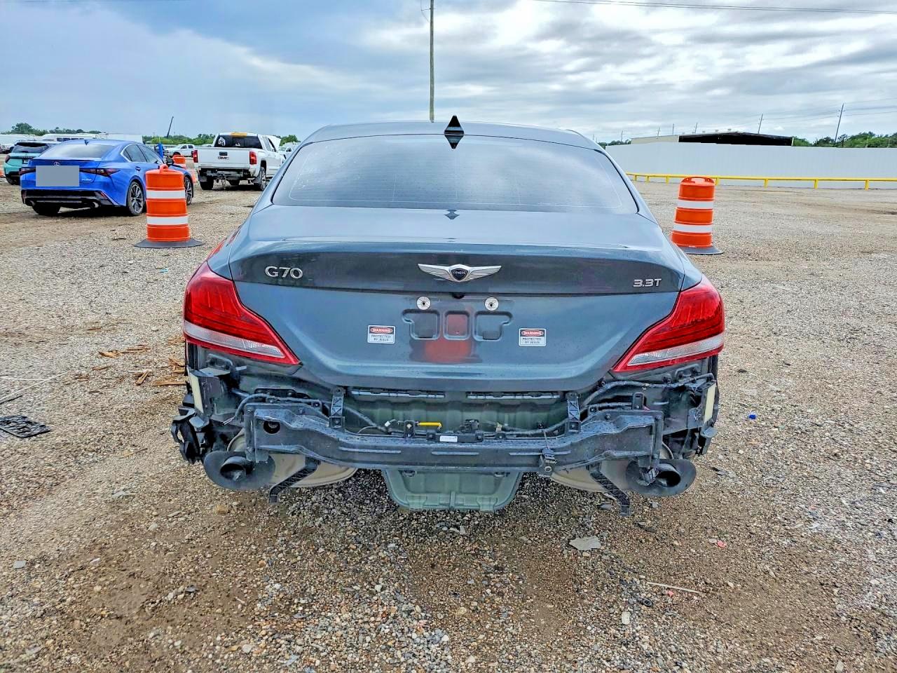 Genesis G70 3.3t D 3.3t Design Edition
