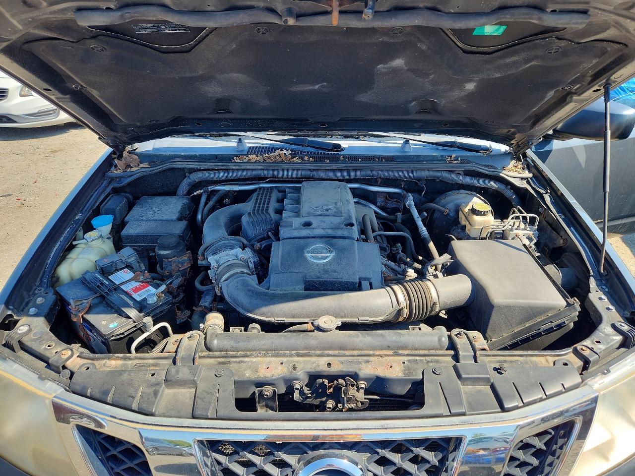 Nissan Frontier Se V6