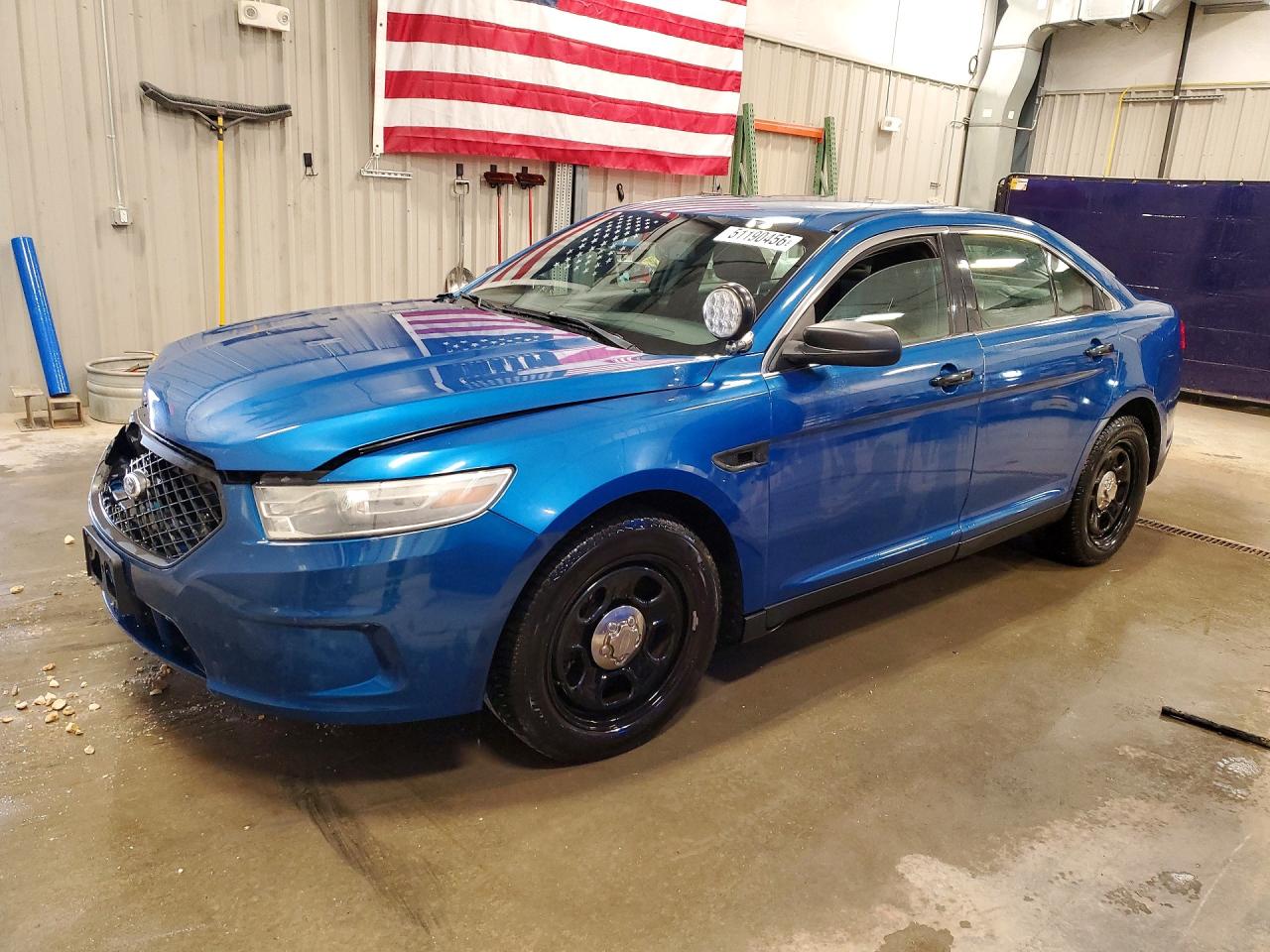 Salvage Ford Taurus Image