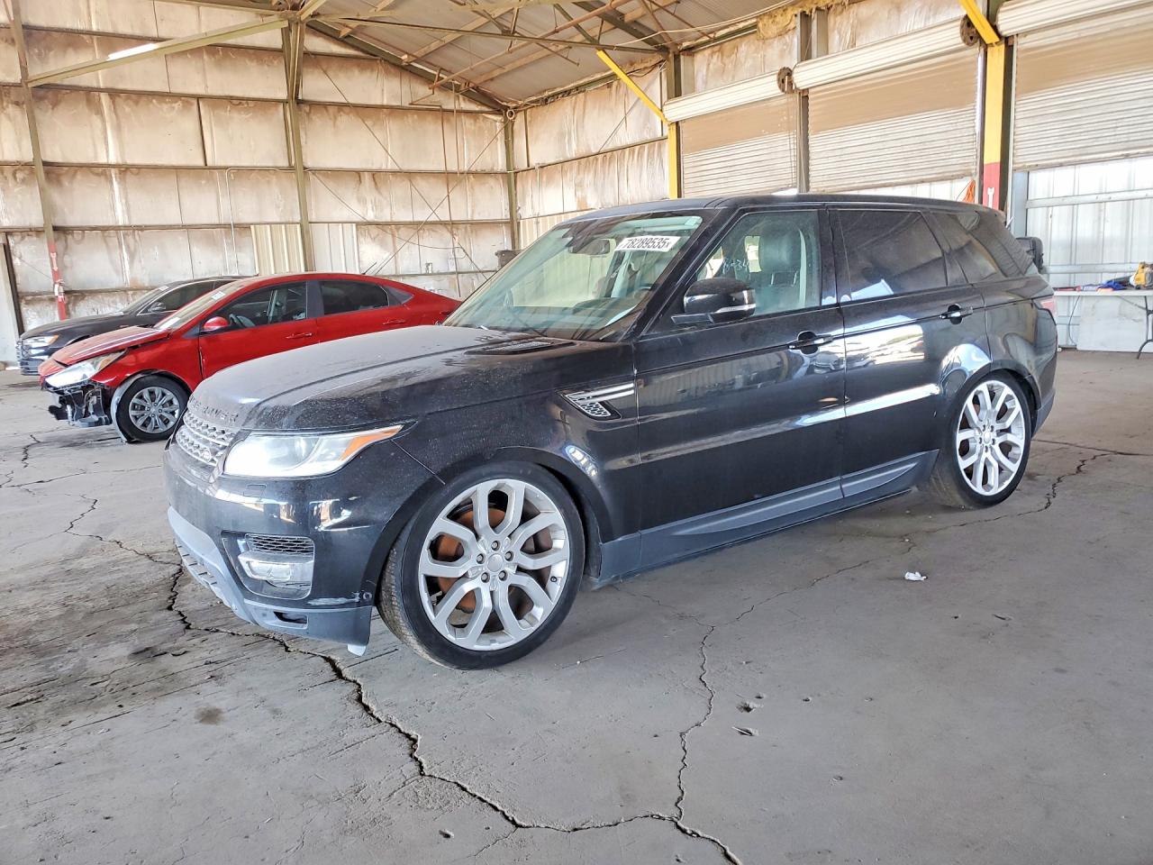 Salvage Land Rover Range Rover Image