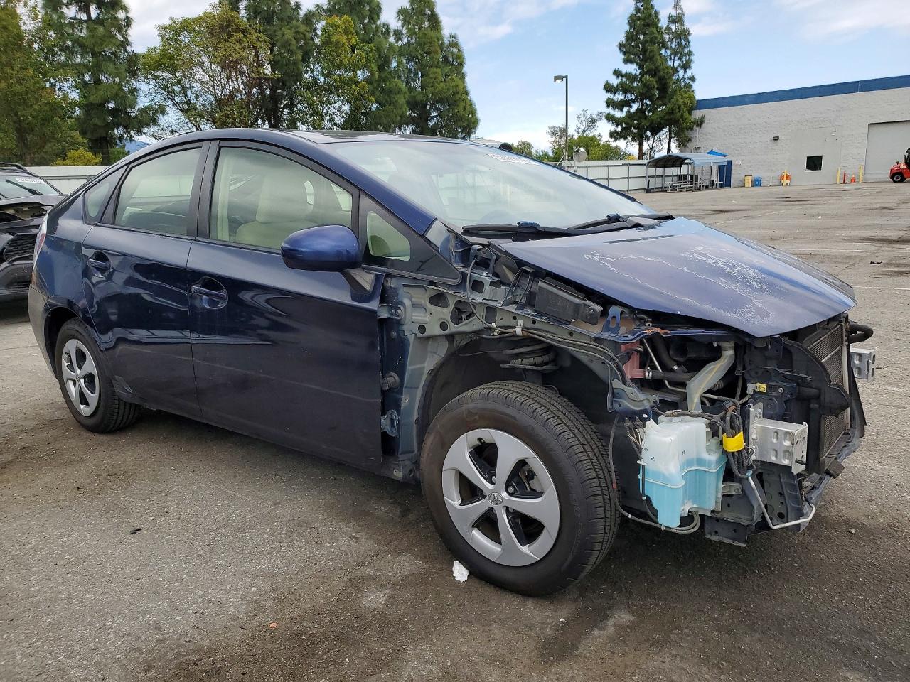 Toyota Prius Three