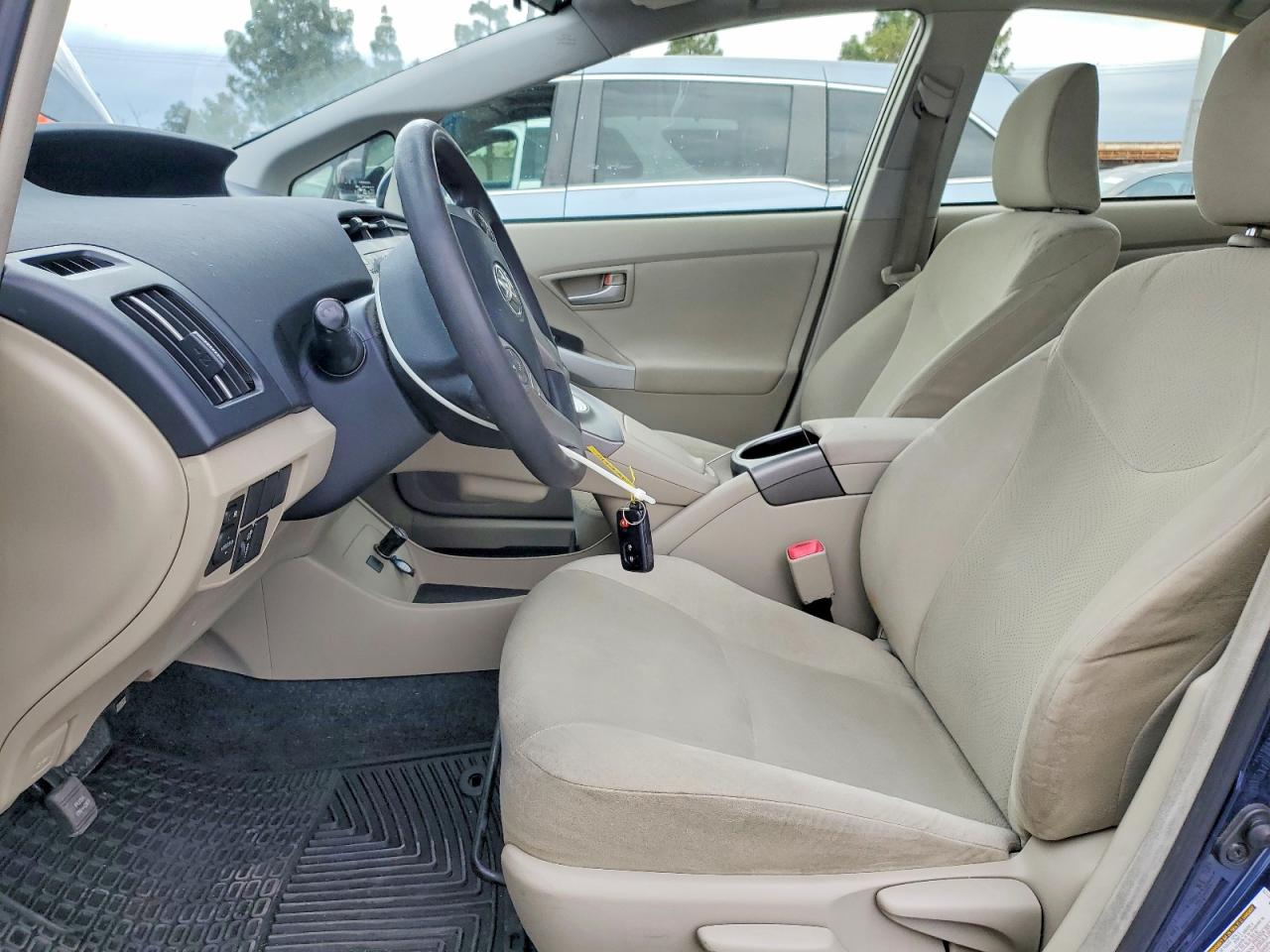 Toyota Prius Three