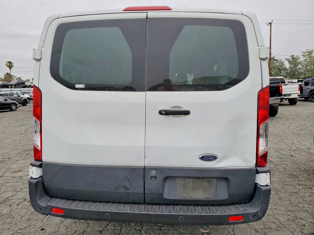 Ford Transit T-250