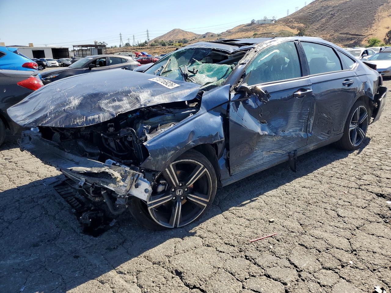 Salvage Honda Accord Image