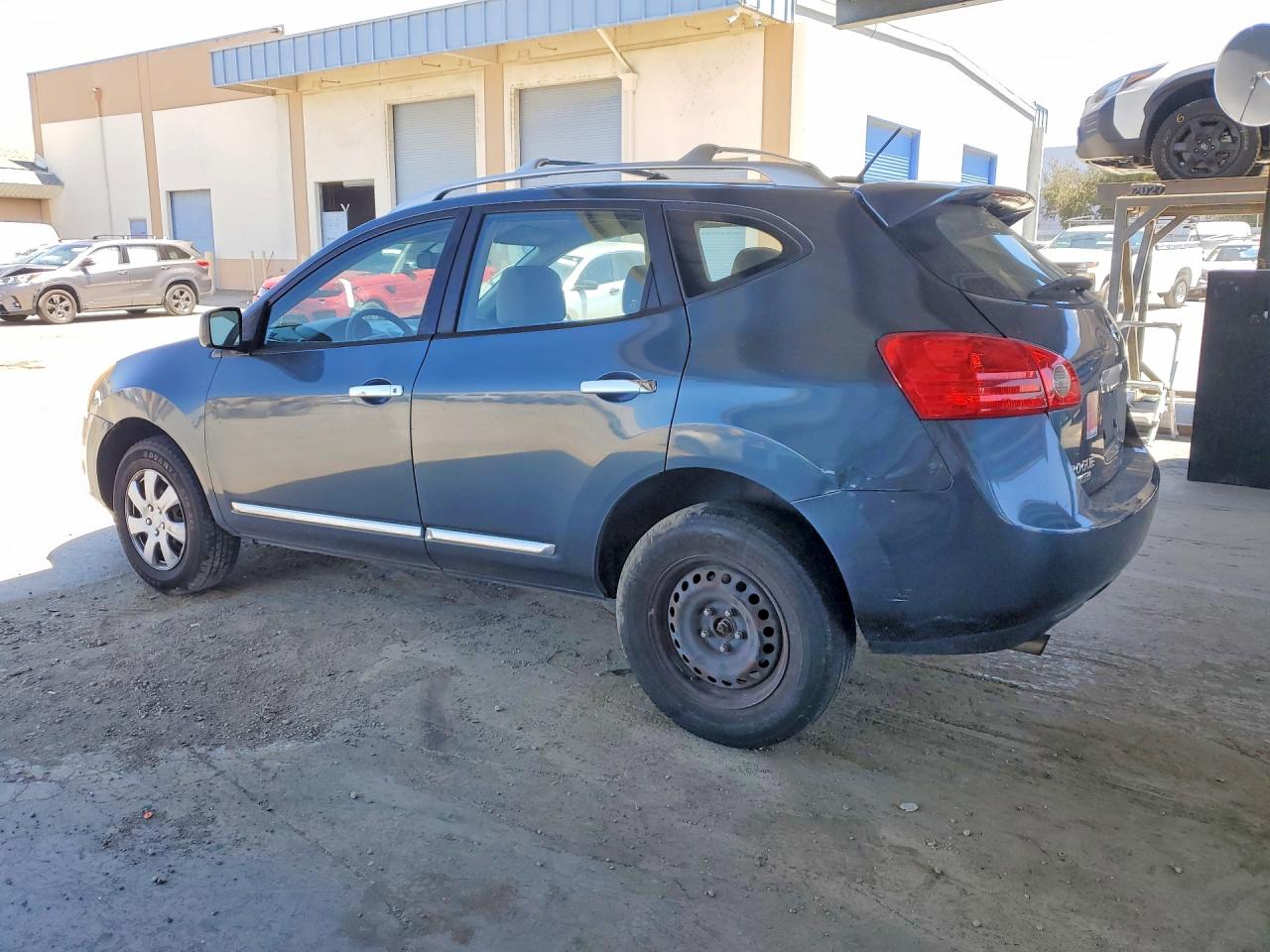 Nissan Rogue S