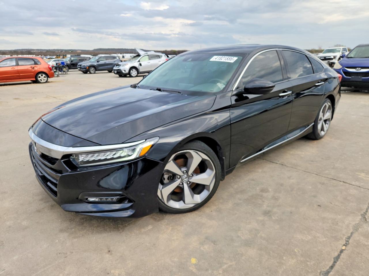Salvage Honda Accord Image