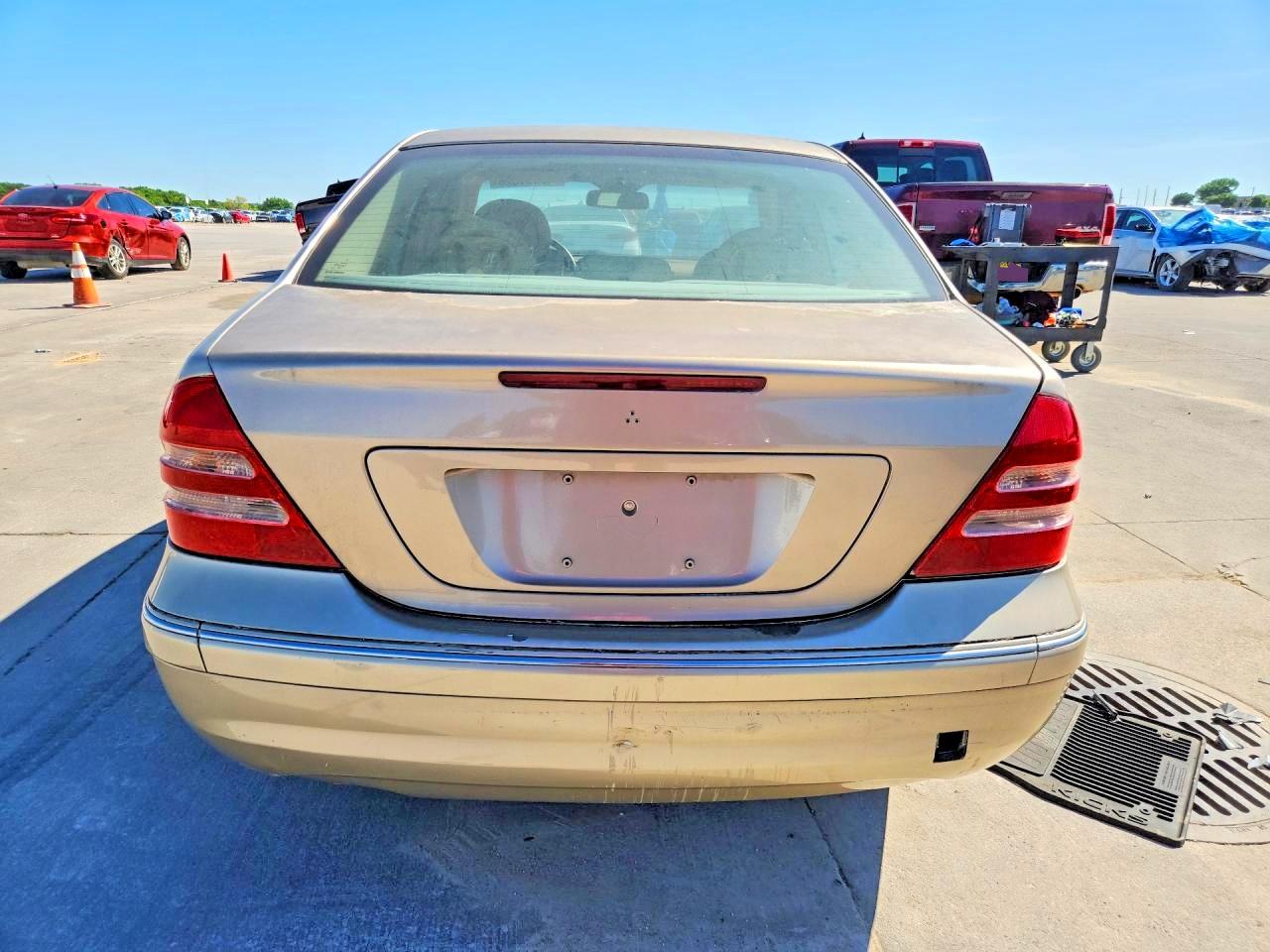 Mercedes-Benz C-Class 240 4matic