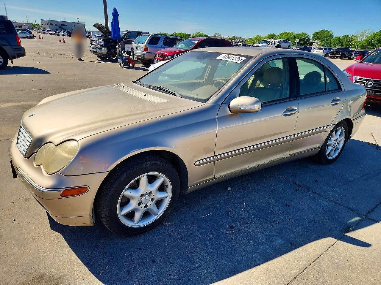 Salvage Mercedes-Benz C-Class Image