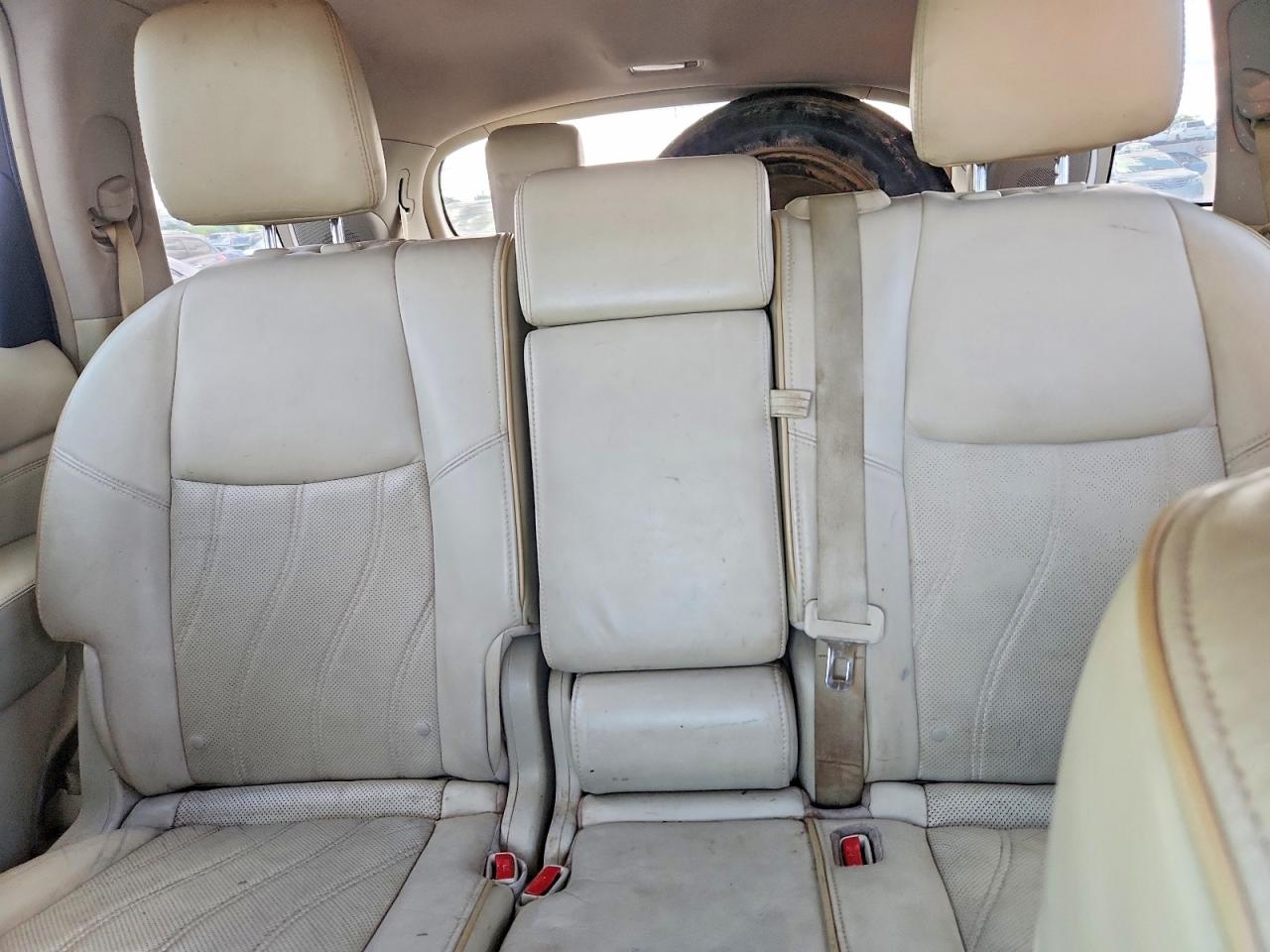 INFINITI JX35 Base