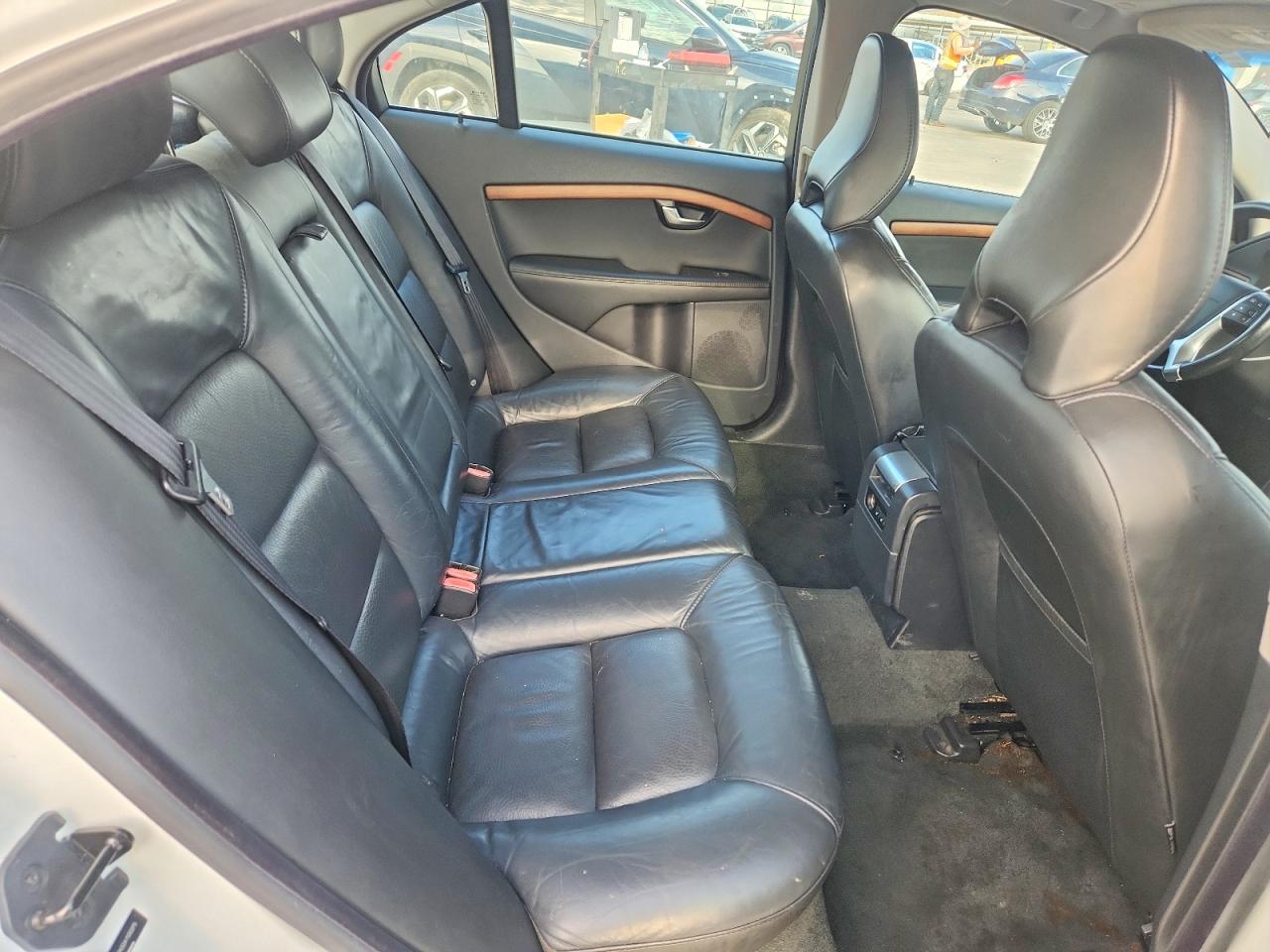 Volvo S80 3.2