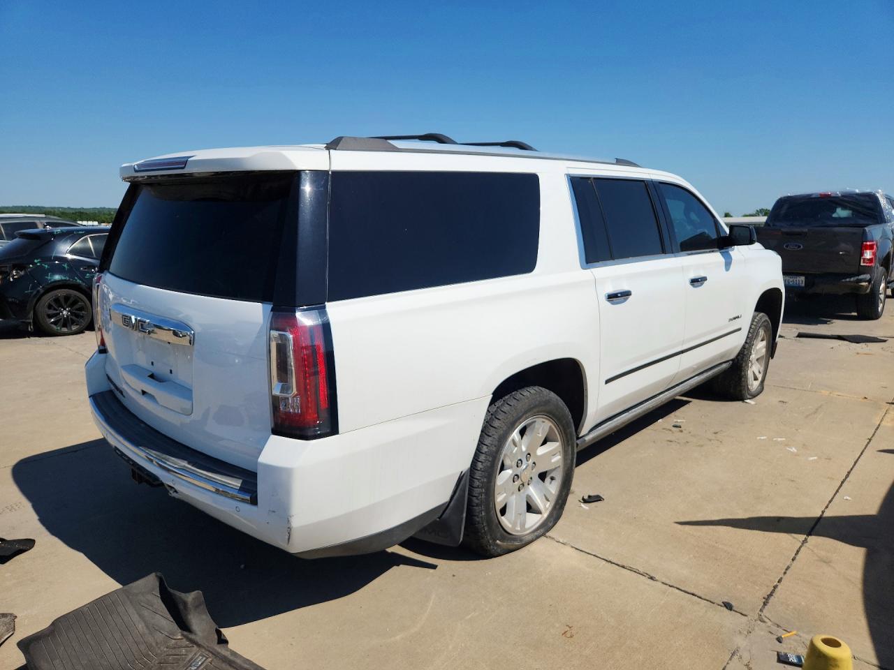 GMC Yukon Denali