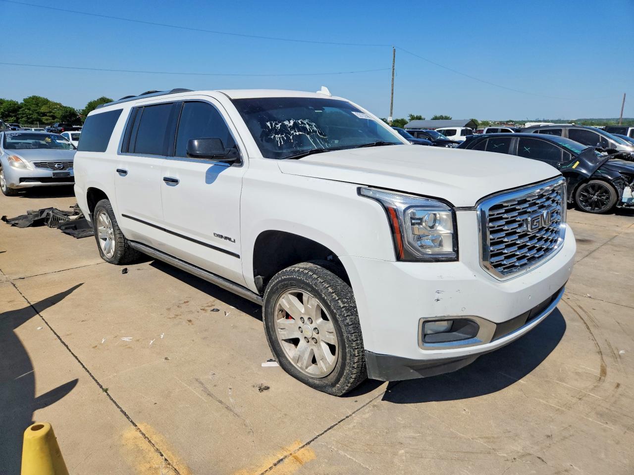 GMC Yukon Denali