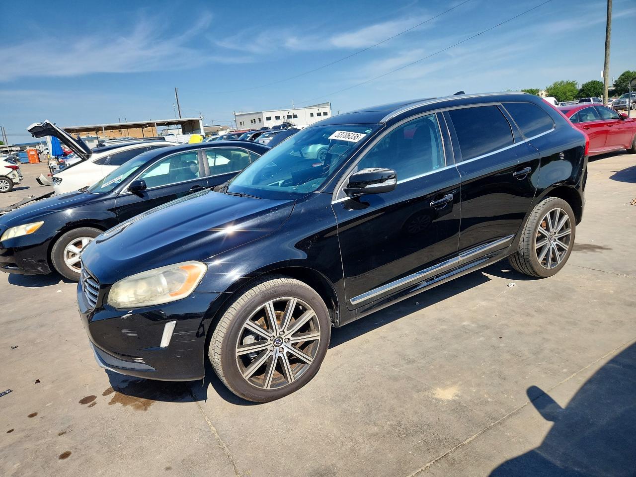 Salvage Volvo XC60 Image
