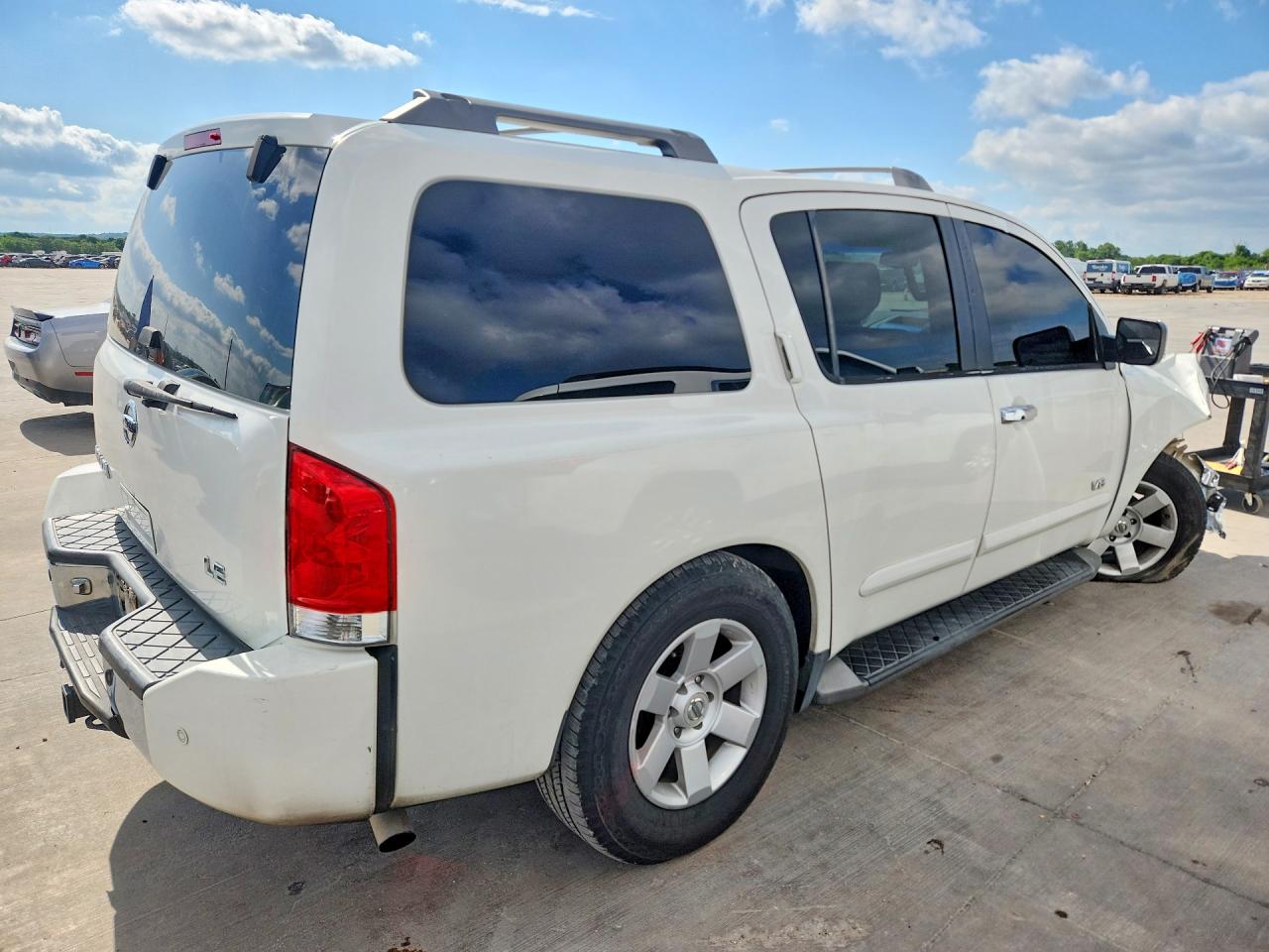 Nissan Armada Se