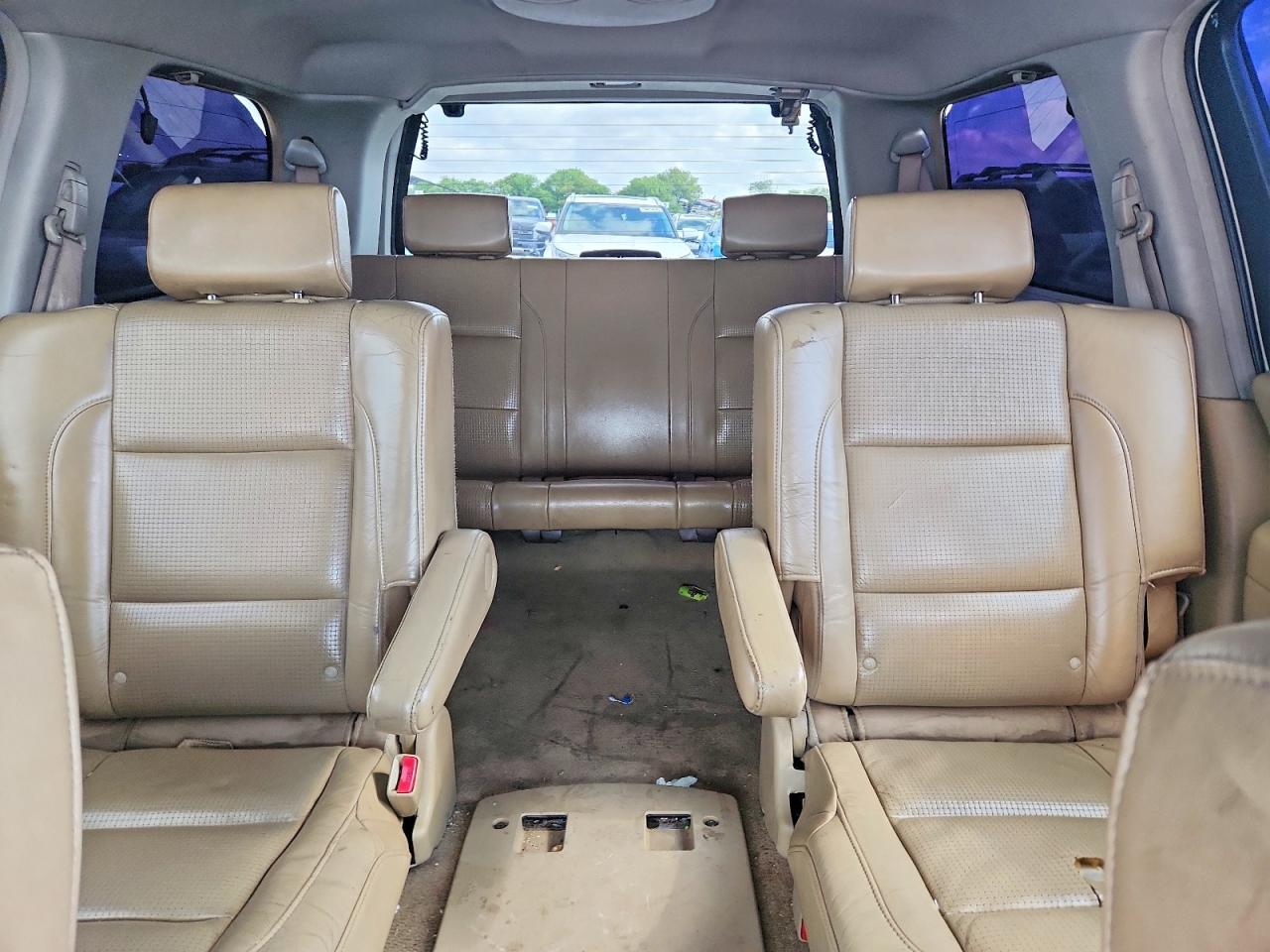 Nissan Armada Se