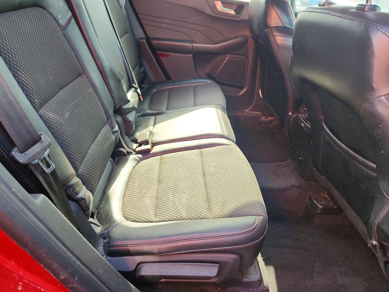 Ford Escape St Line