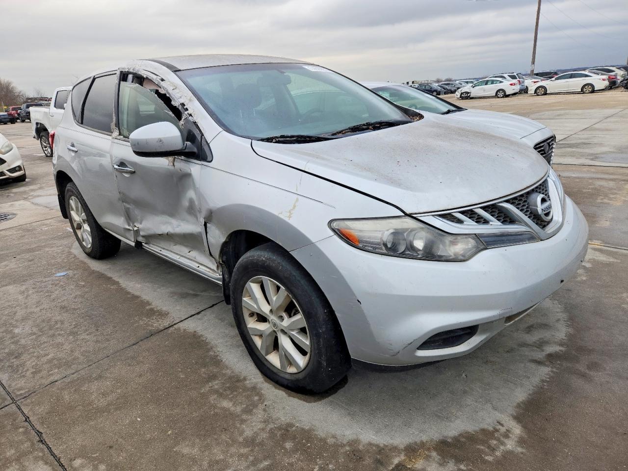 Nissan Murano S