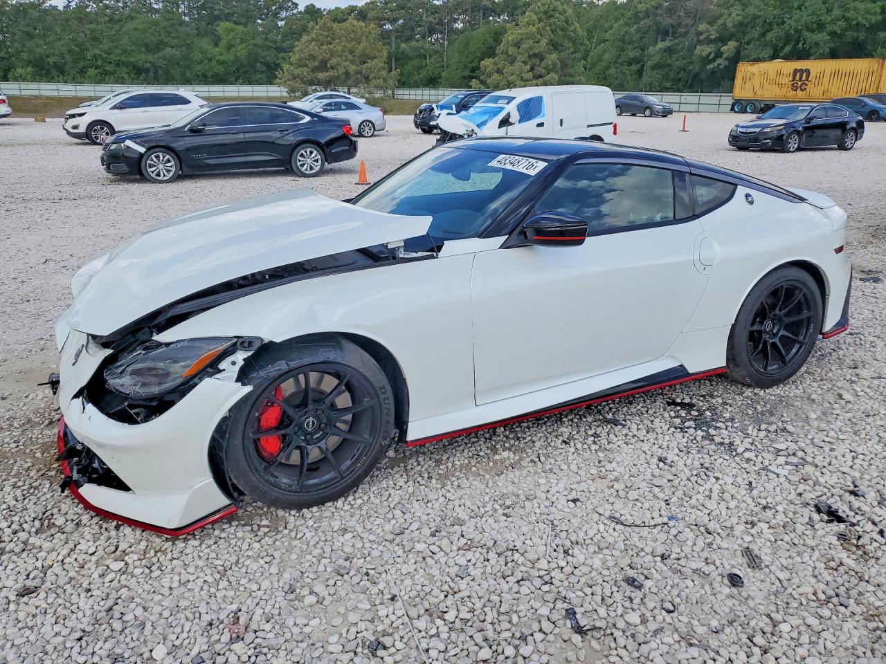 Salvage Nissan Z Nismo Image