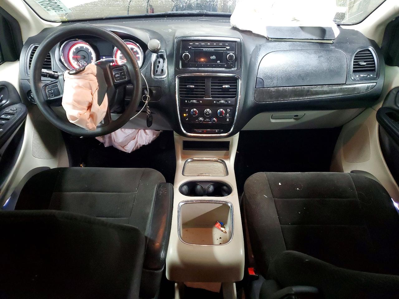 Dodge Caravan Sxt