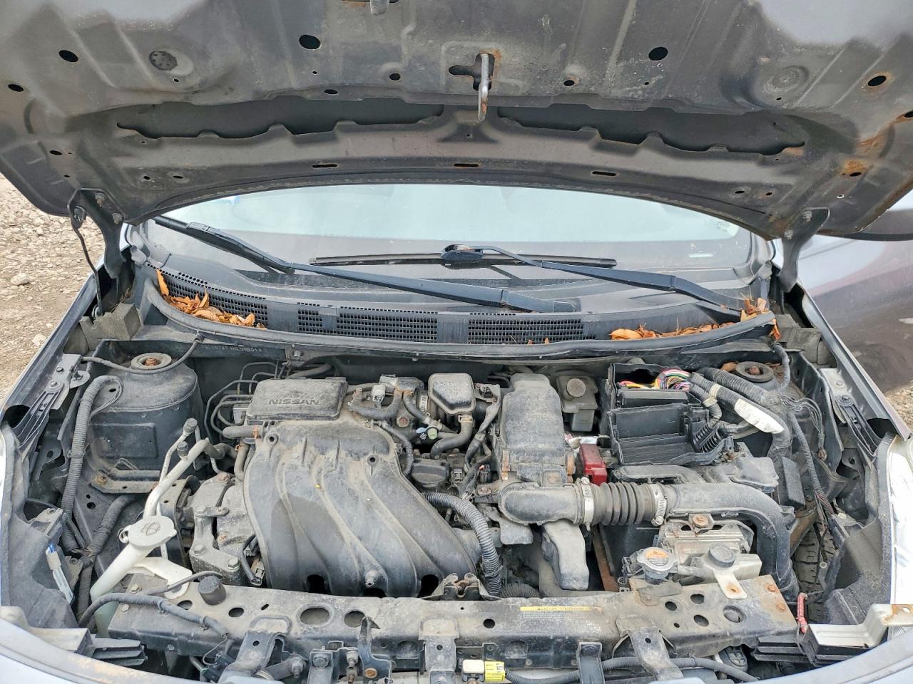 Nissan Versa 1.6 S Plus