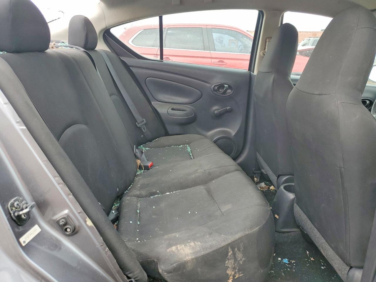 Nissan Versa 1.6 S Plus