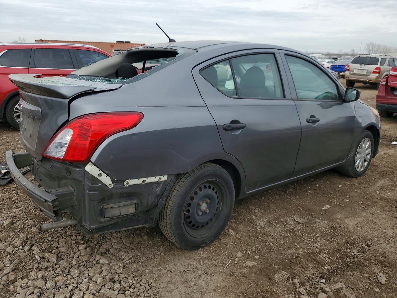 Nissan Versa 1.6 S Plus