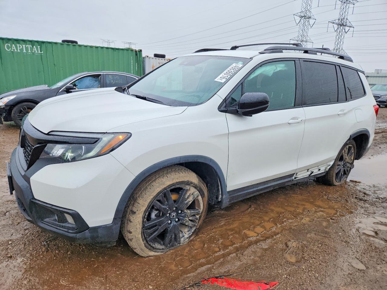 Salvage Honda Passport Image