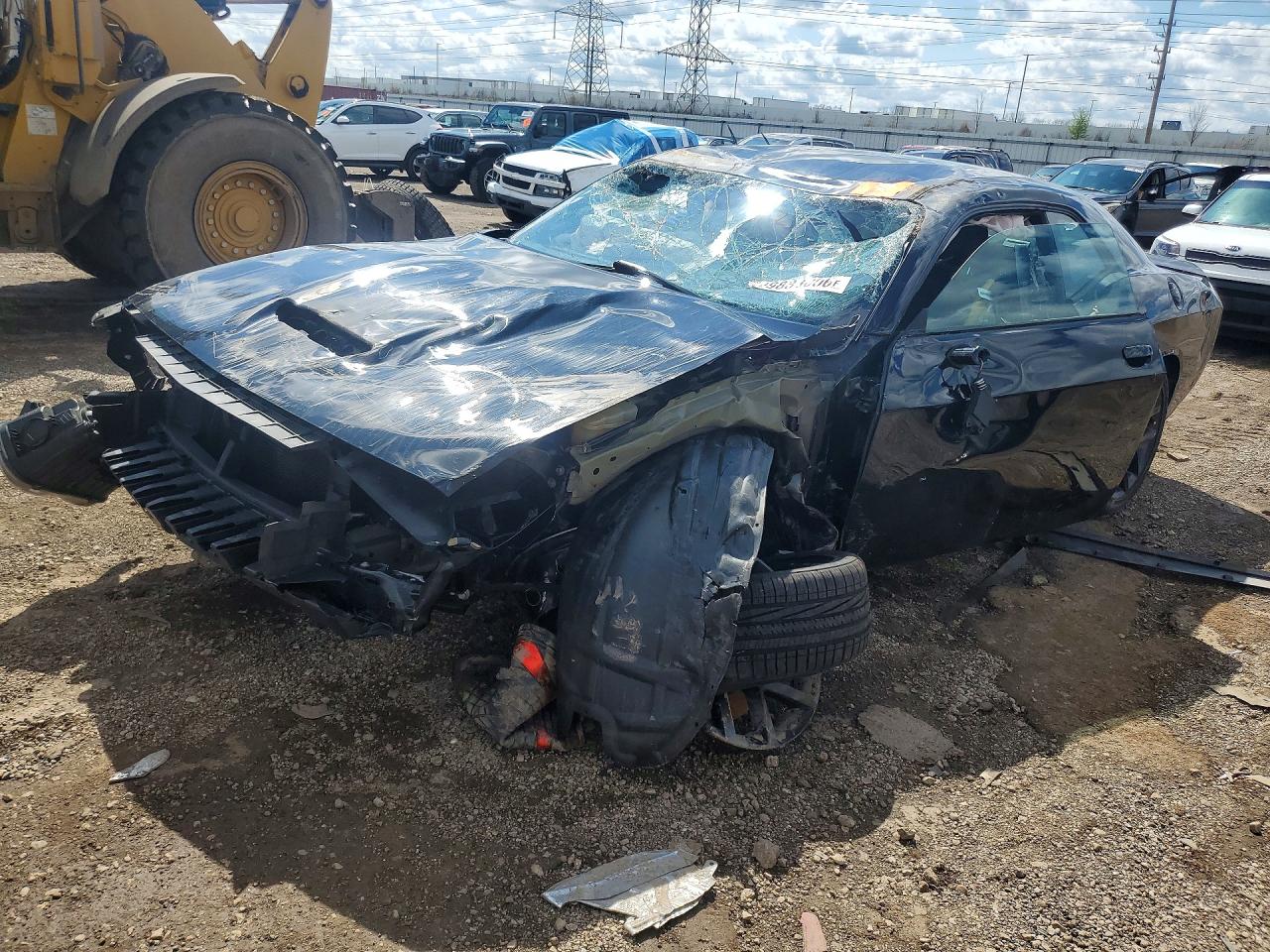 Salvage Dodge Challenger Image