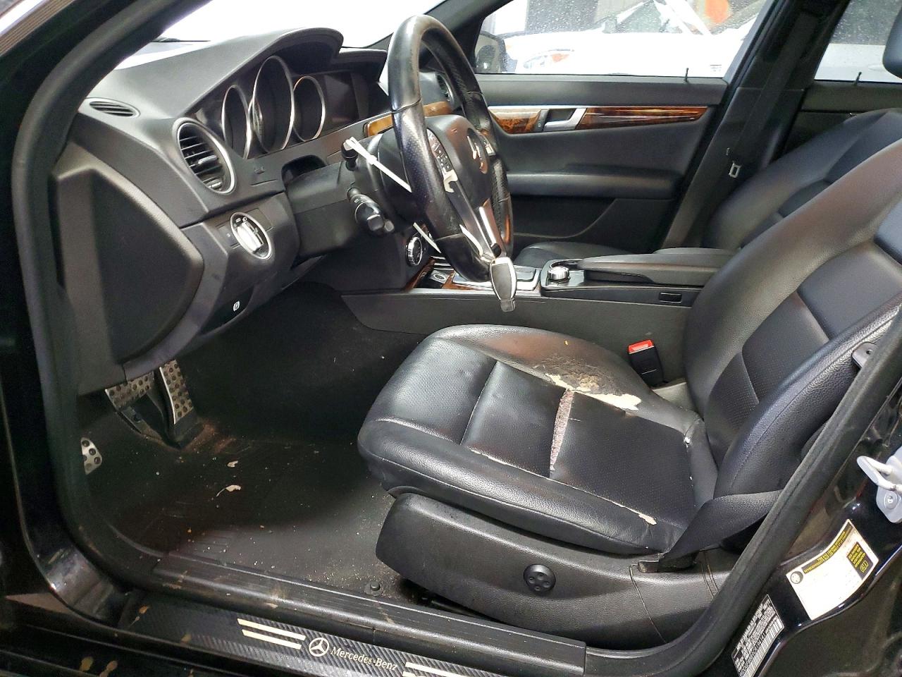 Mercedes-Benz C-Class 300 4matic