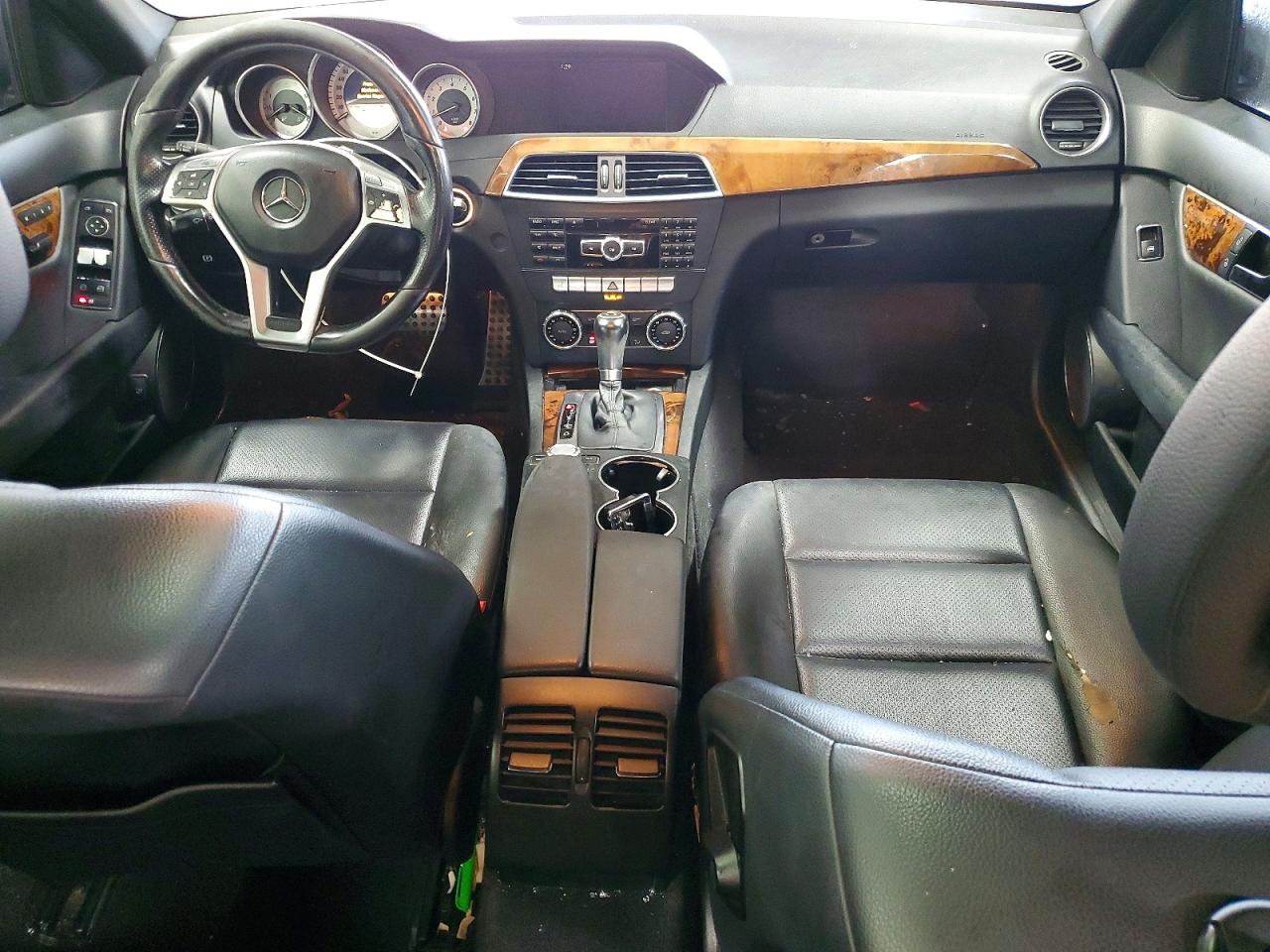 Mercedes-Benz C-Class 300 4matic