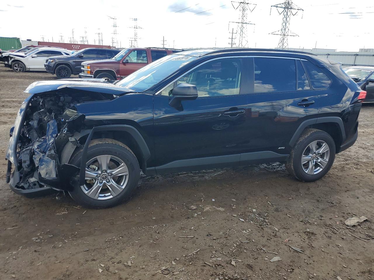 Salvage Toyota RAV4 Image