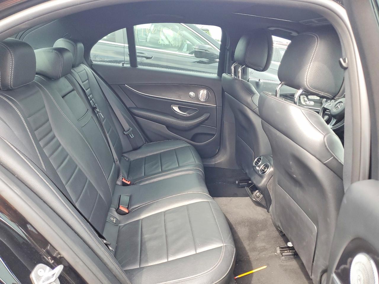 Mercedes-Benz E-Class 300 4matic